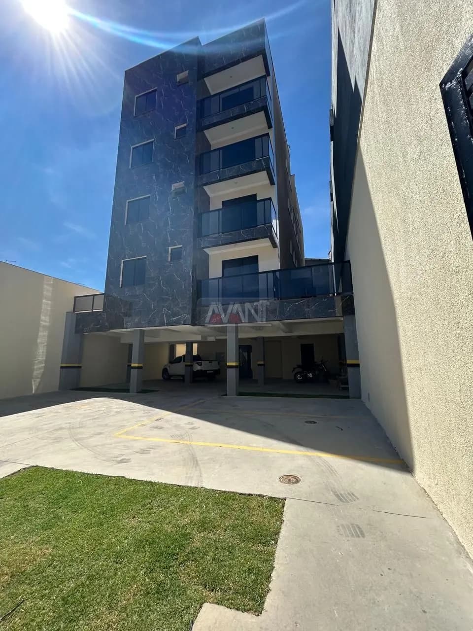 cobertura no bairro céu azul com suíte e vista privilegiada